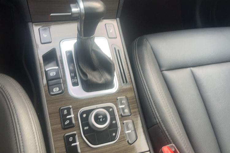 哈弗H6 Coupe 2015款 蓝标 2.0T 自动两驱精英型局部细节9002