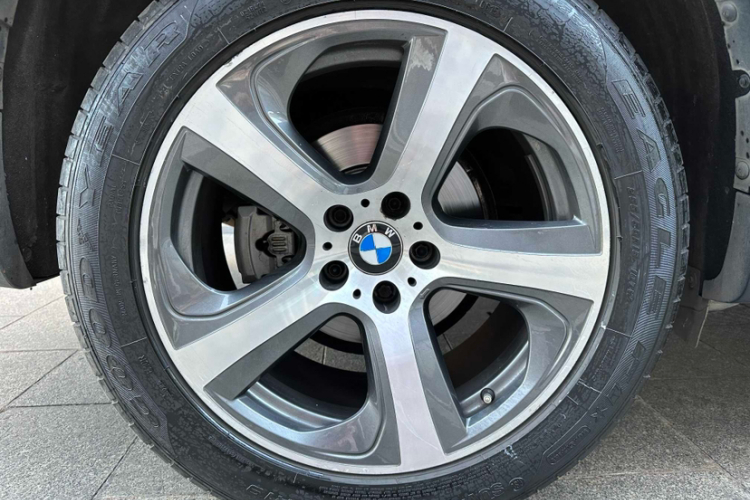 宝马X6 2015款 xDrive35i 豪华型车身外观6006