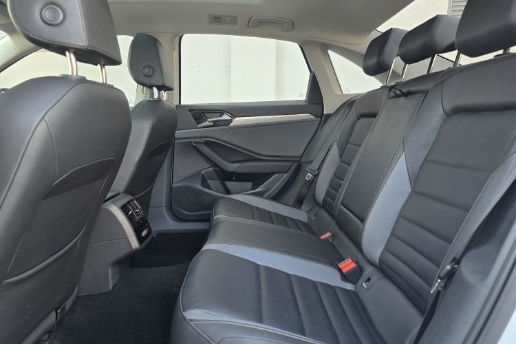 大众 速腾 2020款 280TSI DSG舒适型 国VI中控内饰7003