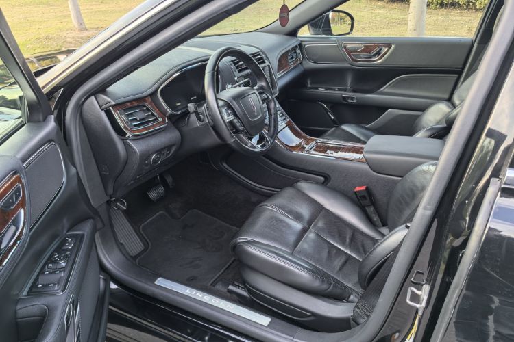 林肯大陆 2019款 2.0T 两驱尊享版 国VI中控内饰7001