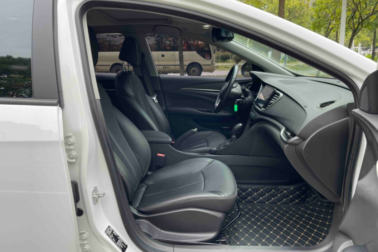 别克 英朗 2018款 18T 自动精英型中控内饰7009