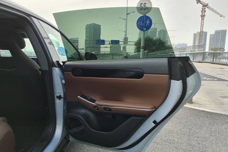 零跑汽车 零跑C01 2023款 增程 316 智享版局部细节9014