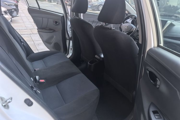 丰田 YARiS L 致炫 2019款 1.5E CVT魅动版 国VI中控内饰7007
