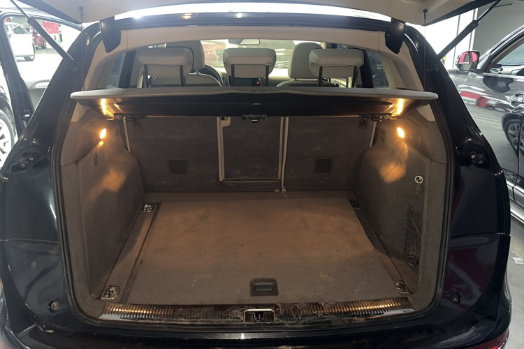 奥迪Q5 2011款 2.0TFSI 技术型局部细节23