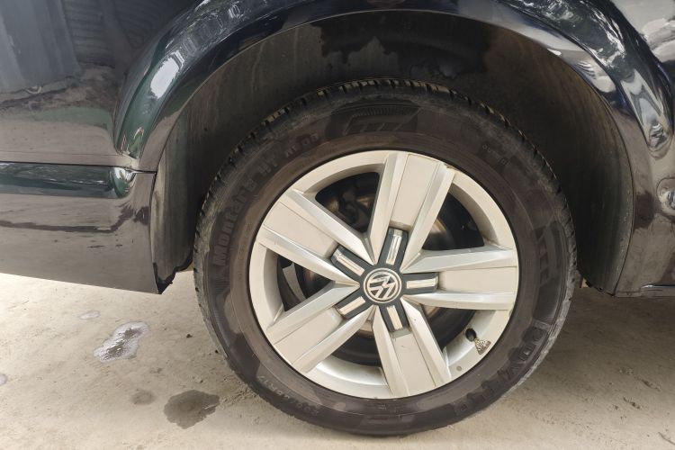 大众 凯路威 2018款 2.0TSI 四驱豪华版 7座车身外观6004