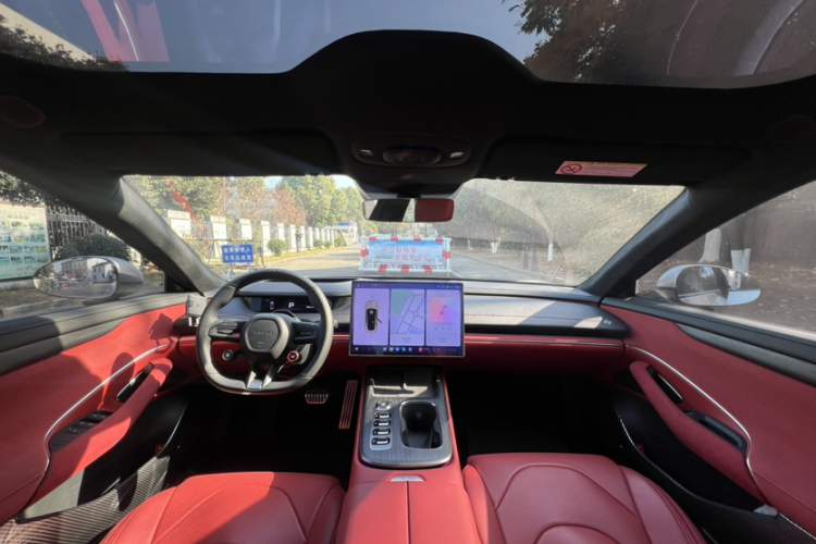 小米汽车 小米SU7 2024款 四驱超长续航高阶智驾Max版中控内饰7004