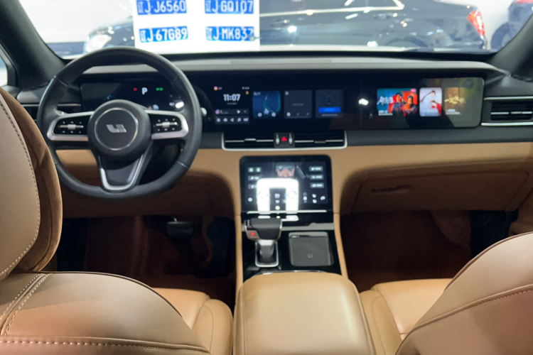 理想汽车 理想ONE 2021款 增程6座版中控内饰7003