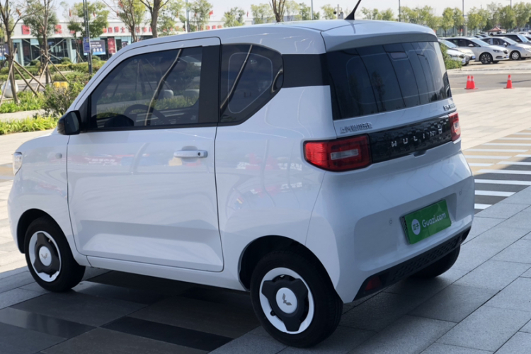 五菱汽车 宏光MINIEV 2022款 轻松款 磷酸铁锂车身外观6007