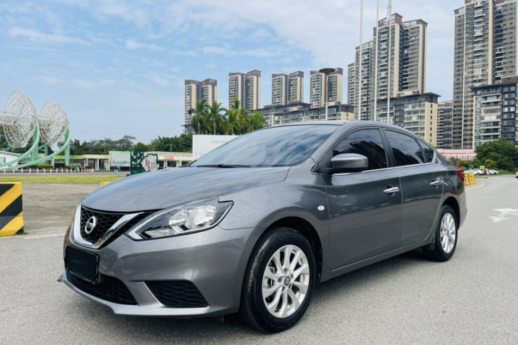 日产 轩逸 2022款 经典 1.6XE CVT舒适版车身外观1