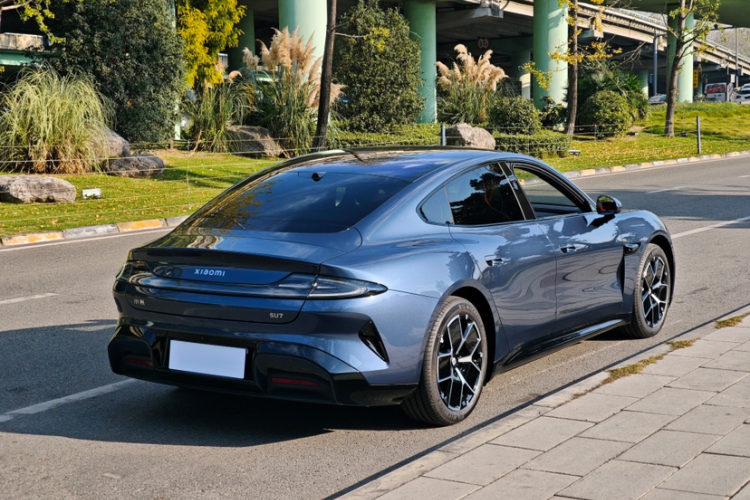 小米汽车 小米SU7 2024款 后驱长续航智驾版车身外观6005