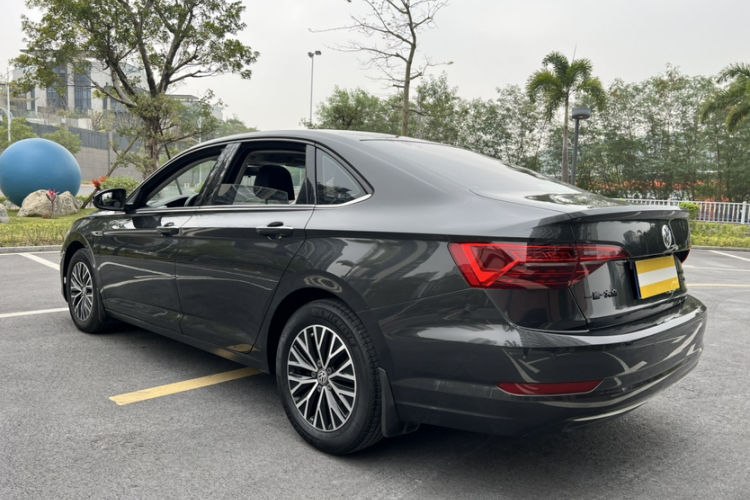 大众 速腾 2019款 280TSI DSG舒适型 国VI车身外观6004