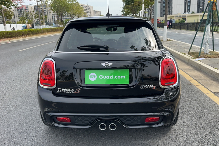 MINI 2016款 2.0T COOPER S 五门版车身外观6004