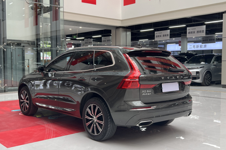 沃尔沃XC60 2021款 T5 四驱智远豪华版车身外观6003