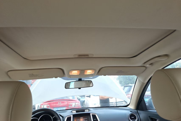 长安 逸动 2015款 1.6L 手动豪华型 国V中控内饰7008