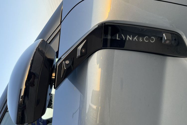 领克08 EM-P 2025款 245km 超长续航Halo车身外观6006