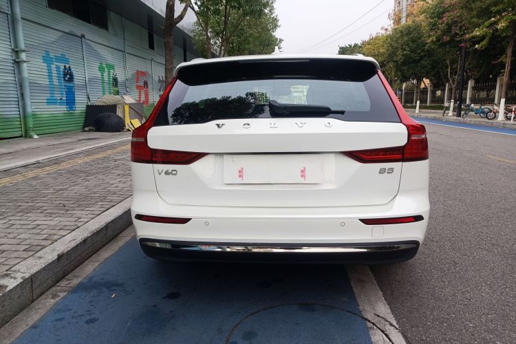 沃尔沃V60 2024款 B5 智远豪华版车身外观6006