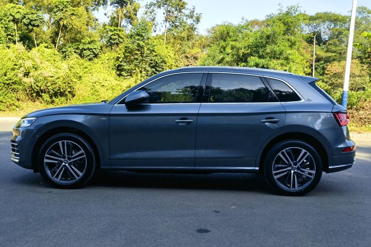 奥迪Q5L 2020款 改款 40 TFSI 荣享时尚型车身外观6001