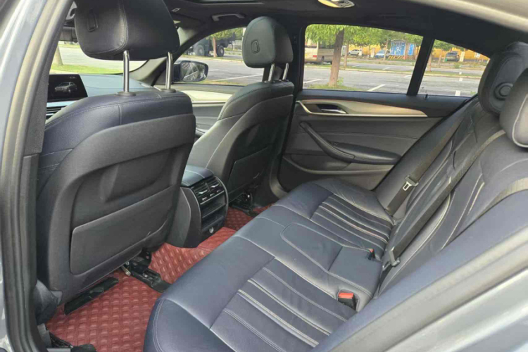 宝马5系(进口) 2019款 525i M运动套装车身外观6002