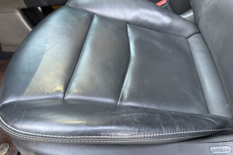 凯迪拉克XT6 2022款 2.0T 七座四驱豪华型中控内饰7006