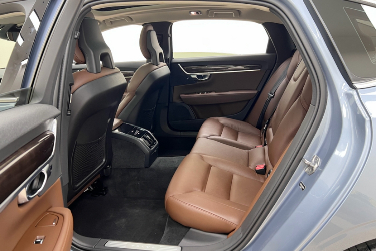 沃尔沃S90 2017款 T4 智远版中控内饰7006