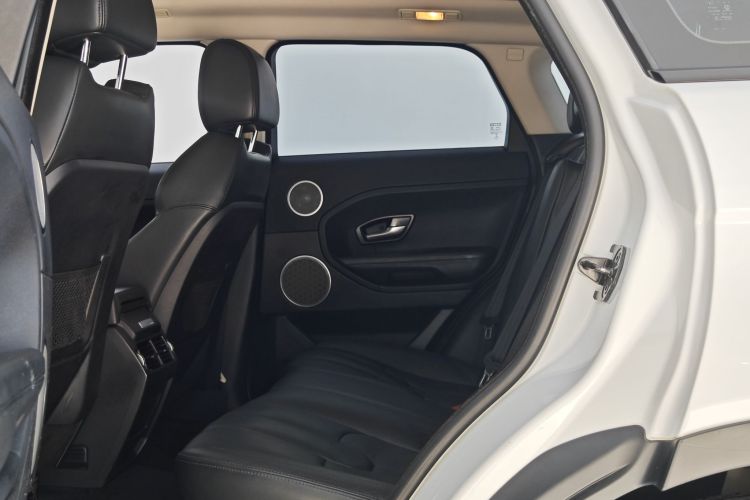 路虎 揽胜极光 2015款 2.0T 五门智耀版中控内饰7009