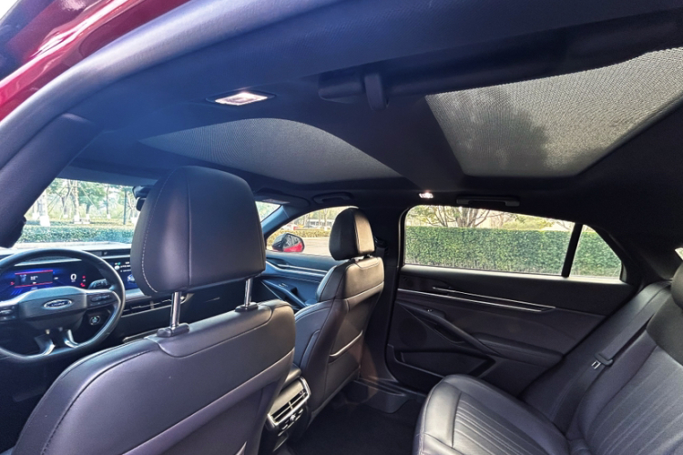 福特 蒙迪欧 2023款 EcoBoost 245 至尊型局部细节22