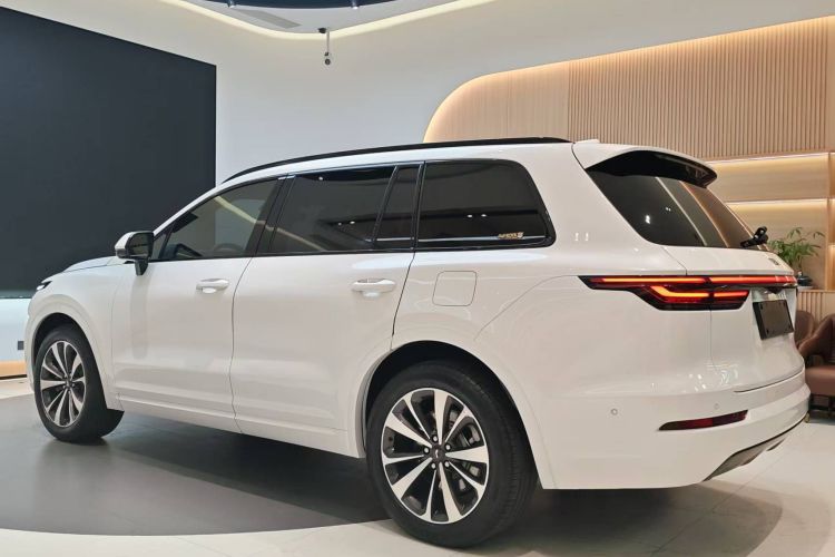 理想汽车 理想ONE 2021款 增程6座版车身外观6004