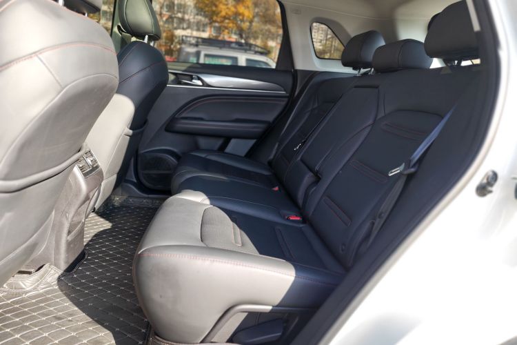 广汽传祺 传祺GS4 PLUS 2022款 270T 自动星辰版中控内饰7003