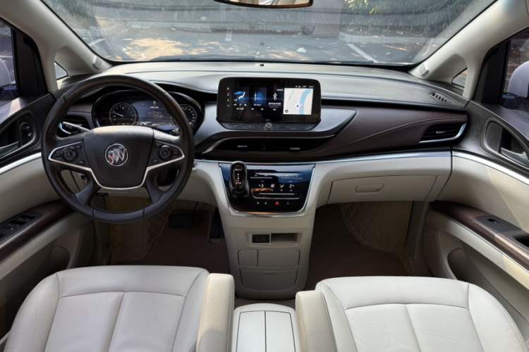 别克GL8 2021款 陆上公务舱 652T 豪华型中控内饰7005