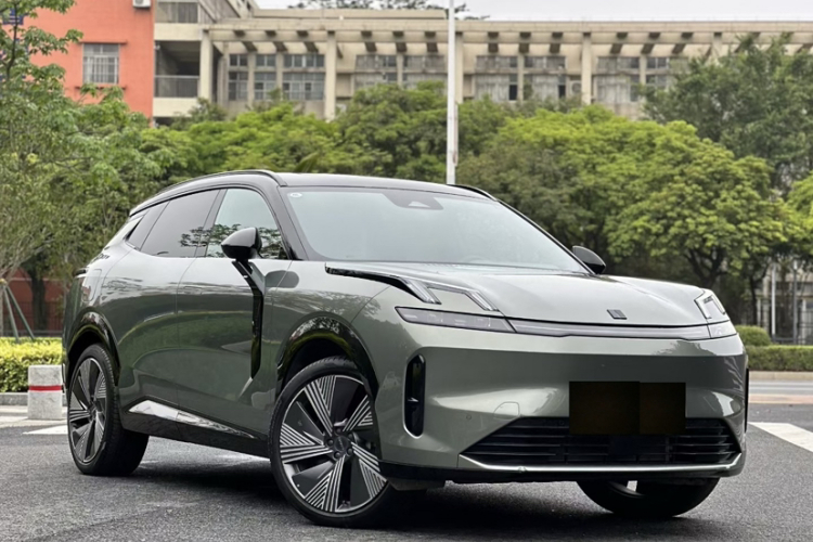 领克08 EM-P 2023款 220km 四驱性能Halo车身外观6006