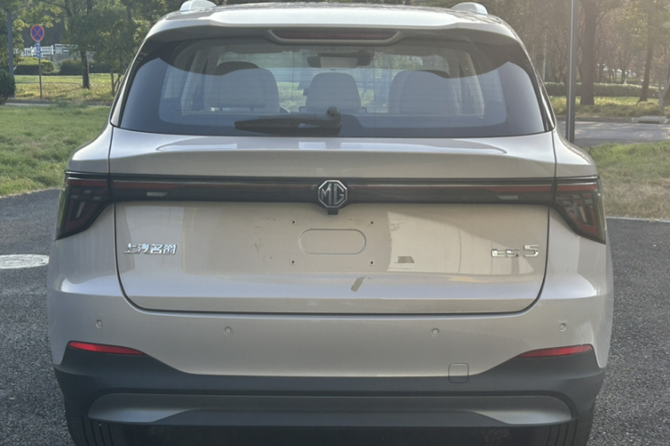 名爵 MG ES5 2025款 425plus 后驱版车身外观6008