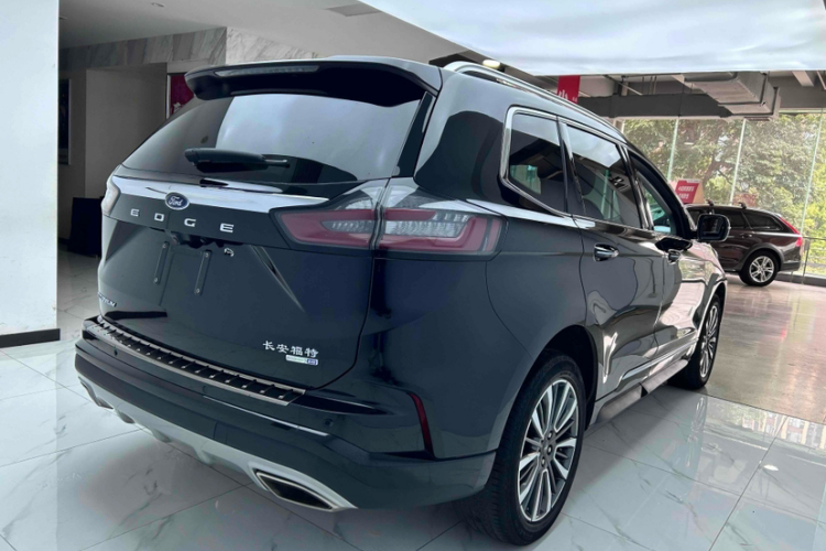 福特 锐界 2021款 PLUS EcoBoost 245 两驱豪锐型 7座车身外观6006