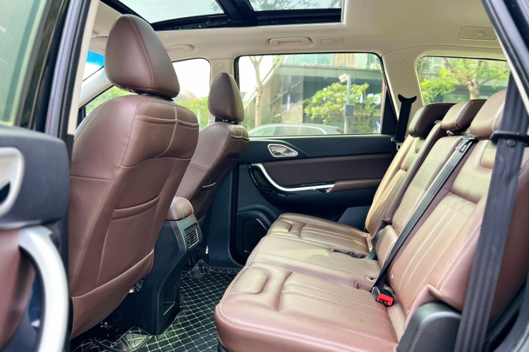 比速汽车 比速T5 2017款 1.5T 自动尊贵型中控内饰7012