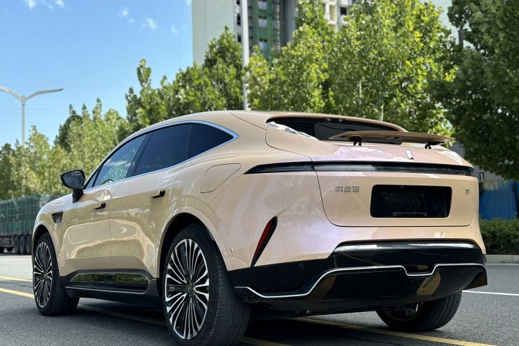 阿维塔11 2024款 700 三激光四驱推荐版车身外观6003