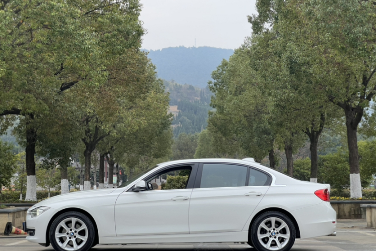 宝马3系 2015款 328Li xDrive时尚型车身外观6007