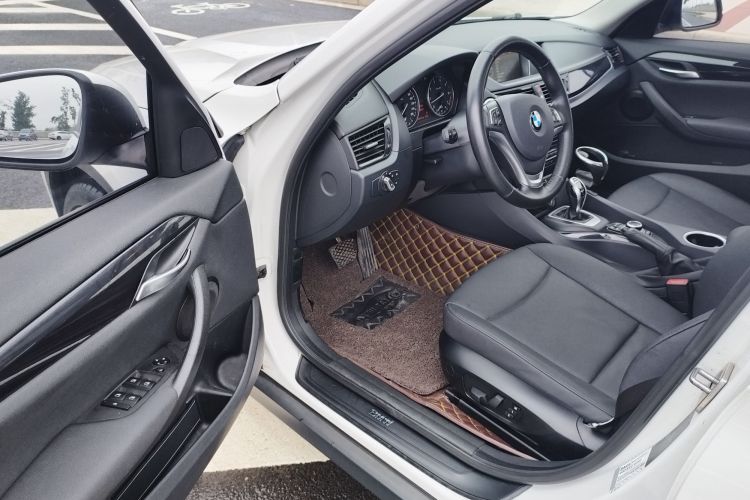 宝马X1 2015款 sDrive18i 领先晋级版中控内饰7002