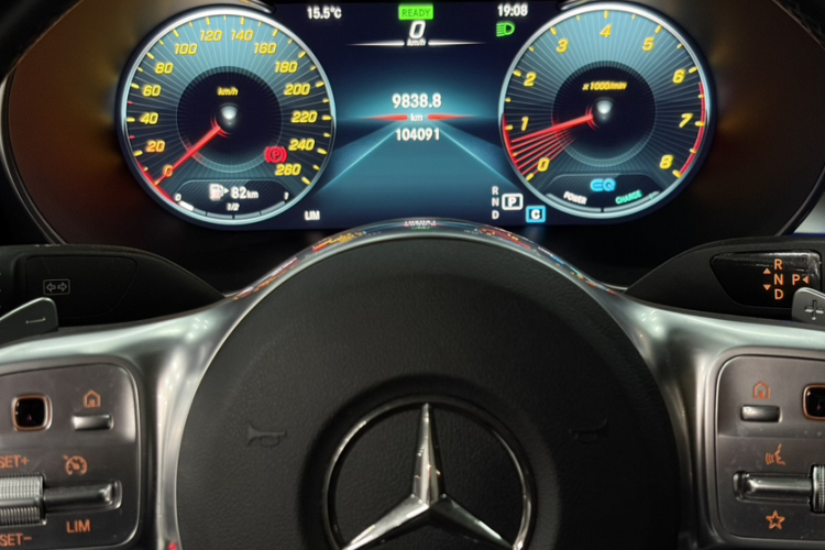 奔驰C级 2021款 C 260 L 运动版中控内饰15