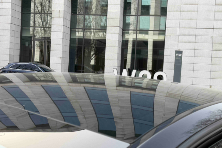 特斯拉 Model Y 2021款 标准续航后驱版局部细节57