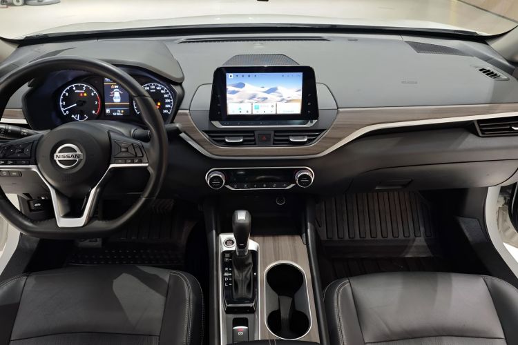 日产 天籁 2021款 2.0L XL 舒适版中控内饰7007