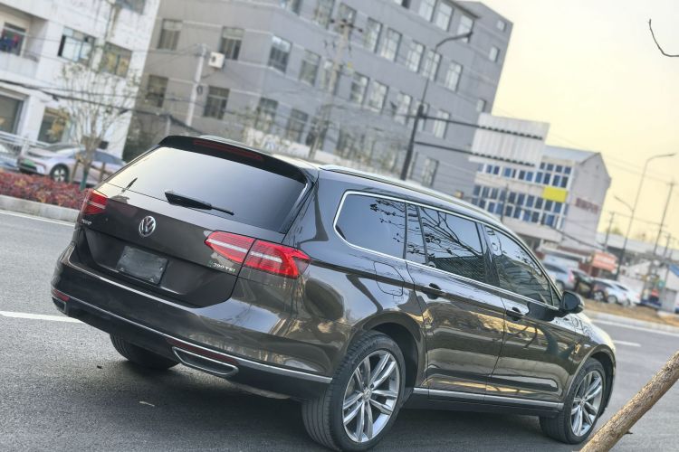 大众 蔚揽 2017款 380TSI 两驱畅行版车身外观6007