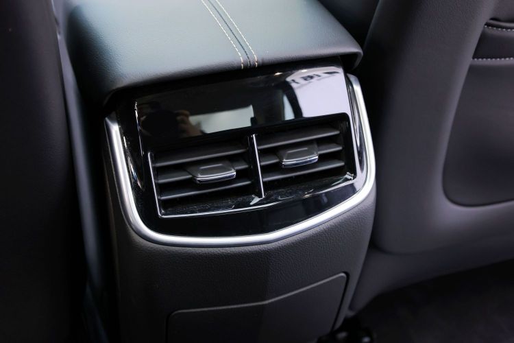 凯迪拉克XTS 2018款 28T 精英型局部细节9002