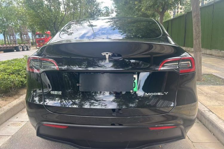 特斯拉 Model Y 2022款 改款 后轮驱动版车身外观6003