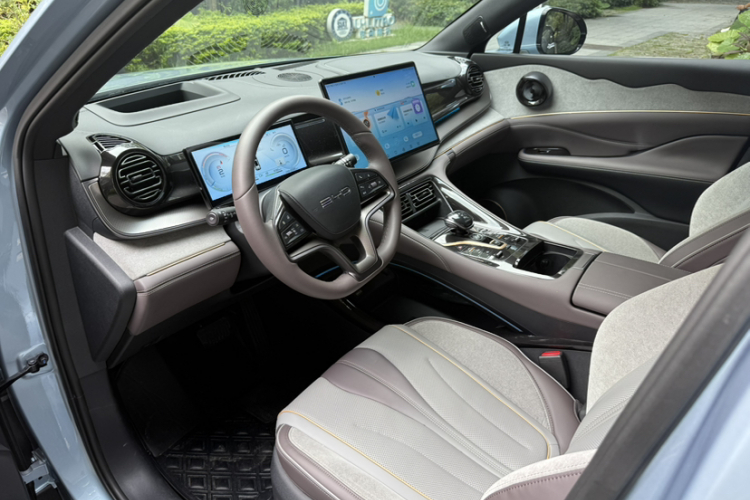 比亚迪 护卫舰07 2023款 DM-i 205KM 旗舰型局部细节19