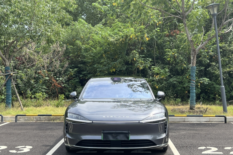 鸿蒙智行 享界S9 2024款 纯电 Ultra 四驱旗舰版车身外观6007