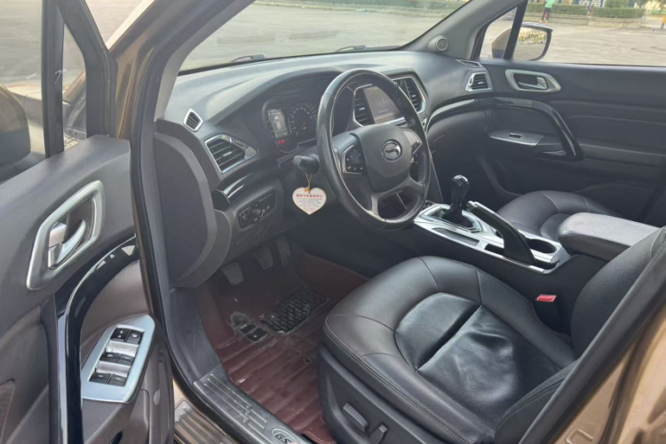 广汽传祺 传祺GS4 2015款 200T 手动豪华版中控内饰7002