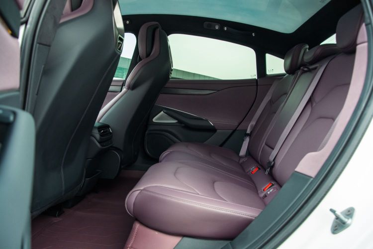 小米汽车 小米SU7 2024款 四驱超长续航高阶智驾Max版中控内饰7005