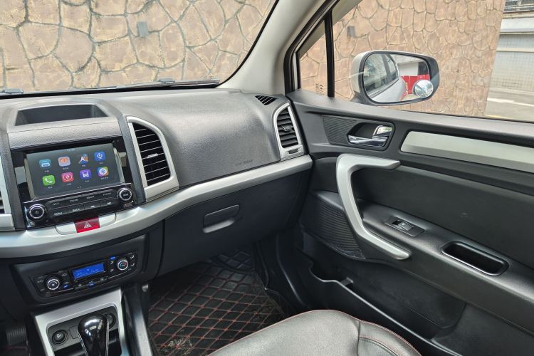 江汽集团 瑞风S3 2016款 1.5L CVT豪华智能尊享版中控内饰7008