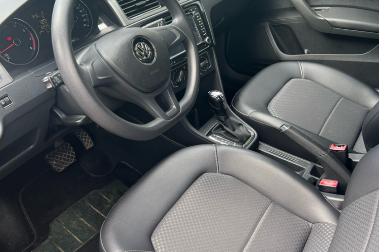 大众 桑塔纳 2015款 浩纳 1.6L 自动舒适型中控内饰7002