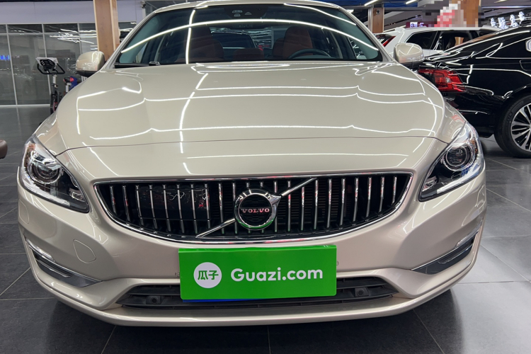 沃尔沃S60 2019款 S60L 改款 T5 智驭菁英版车身外观6004