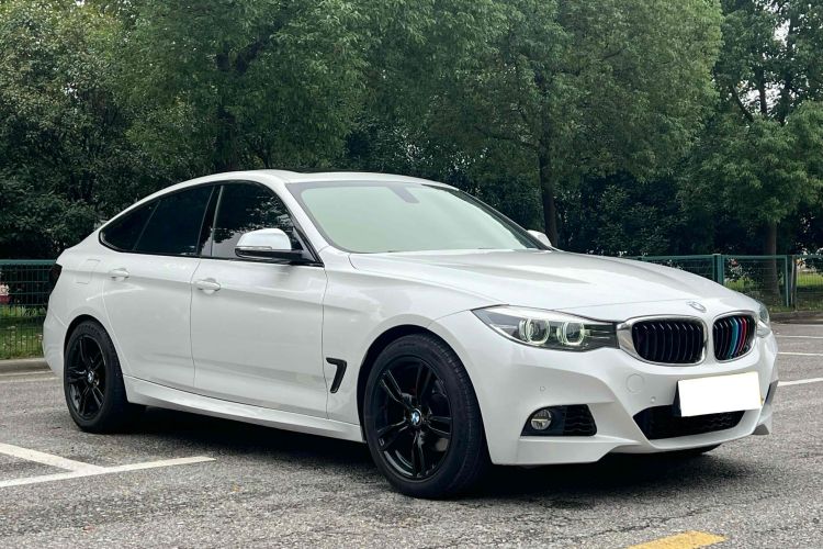 宝马3系GT 2020款 320i M运动套装车身外观6003
